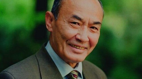 Abdulla Oripov haqida ma'lumot