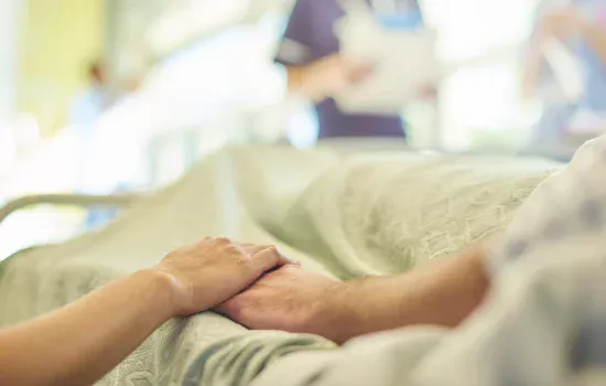 Tushda kasal ko‘rish nimani anglatadi?